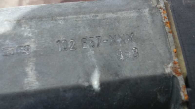 ELEVALUNAS TRASERO DERECHO AUDI A6 AVANT (4B5) - vista 2