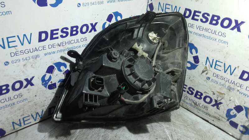 FARO DERECHO HYUNDAI H1 - vista 3