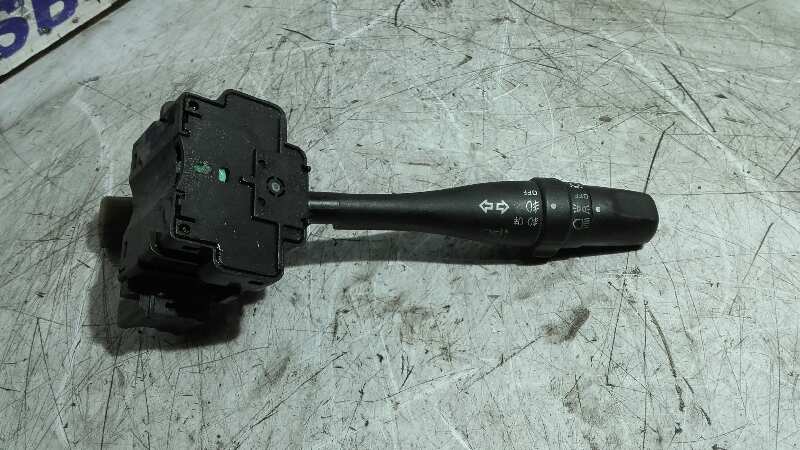 MANDO LUCES NISSAN PICK-UP (D22)