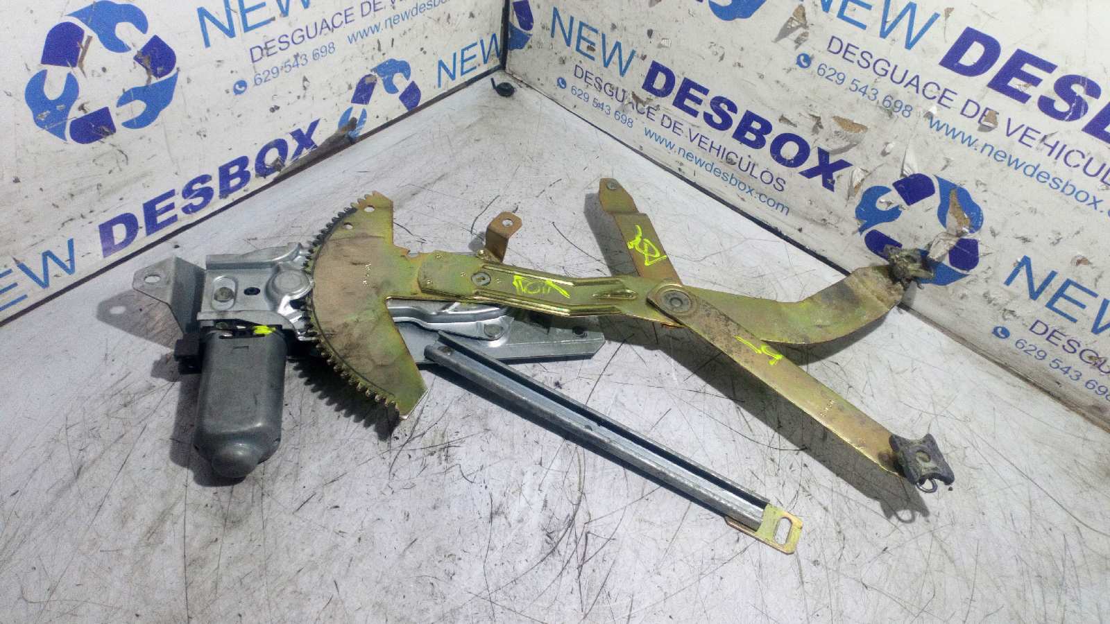 ELEVALUNAS DELANTERO DERECHO BMW SERIE 3 BERLINA (E36)