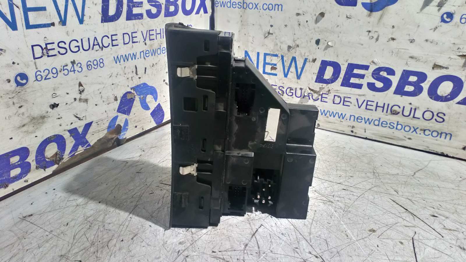 MANDO ELEVALUNAS DELANTERO DERECHO BMW X5 (E53) - vista 4