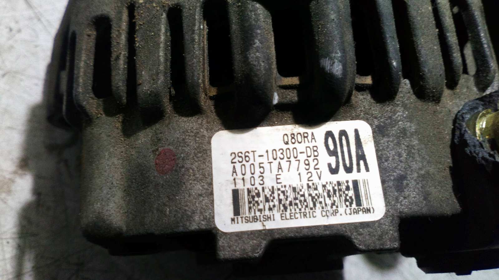 ALTERNADOR FORD FIESTA (CBK) - vista 3