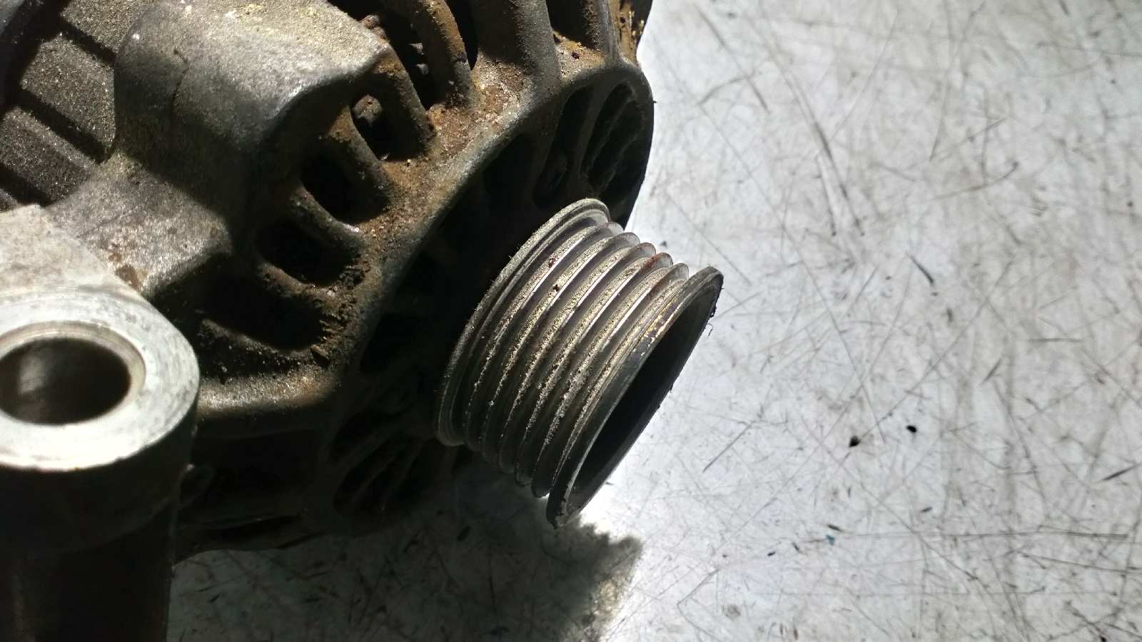 ALTERNADOR FORD FIESTA (CBK) - vista 6