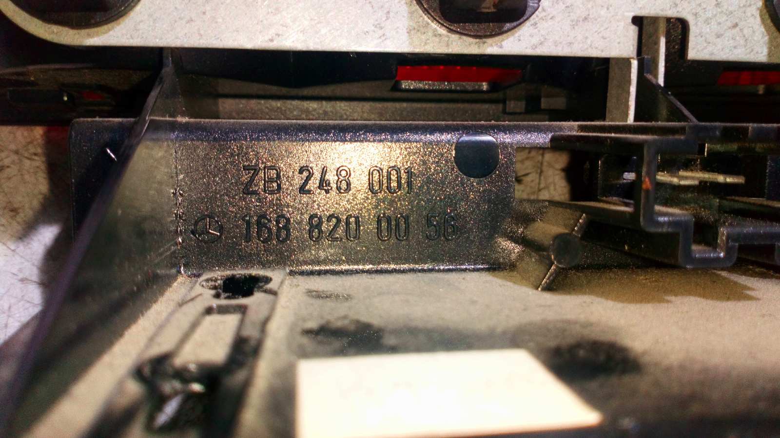 LUZ CENTRAL DE FRENO MERCEDES CLASE A (W168) - vista 4