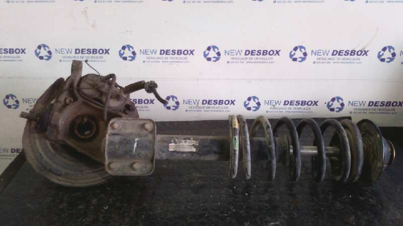 MANGUETA DELANTERA IZQUIERDA RENAULT TRAFIC (DESDE 5.89)