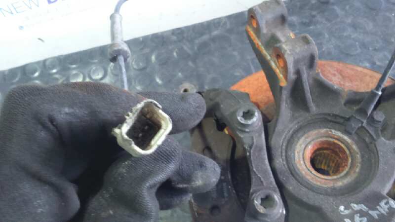 MANGUETA DELANTERA DERECHA CITROEN C4 BERLINA 1.6 16V CAT (NFU / TU5JP4) - vista 3