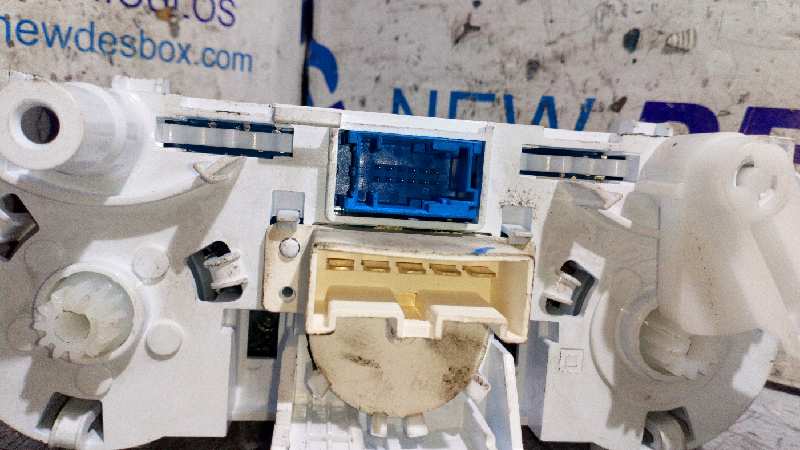 MANDO CALEFACCION / AIRE ACONDICIONADO OPEL CORSA D - vista 3