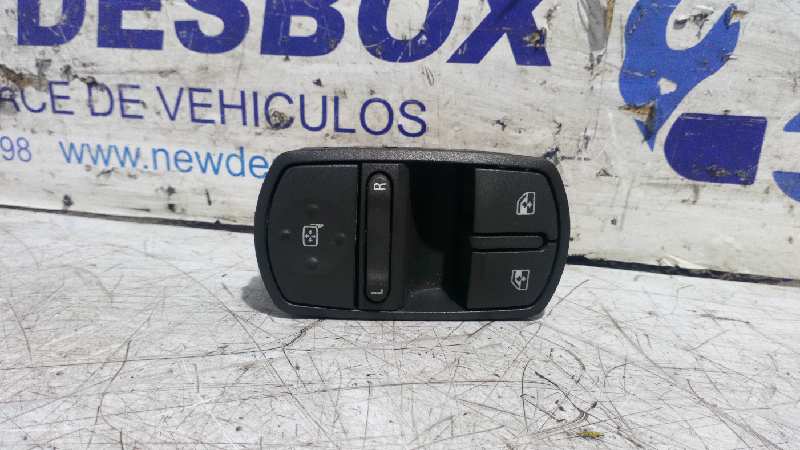 MANDO ELEVALUNAS DELANTERO IZQUIERDO OPEL CORSA D