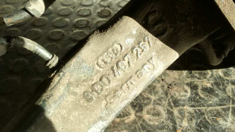 MANGUETA DELANTERA IZQUIERDA AUDI A4 BERLINA (B5) - vista 3