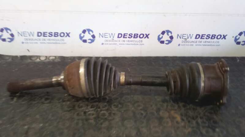 TRANSMISION DELANTERA DERECHA NISSAN PICK-UP (D22)