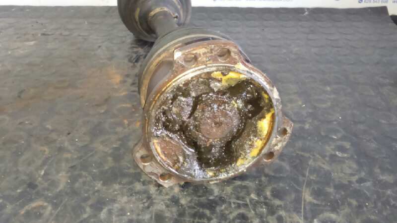 TRANSMISION DELANTERA DERECHA NISSAN PICK-UP (D22) - vista 3