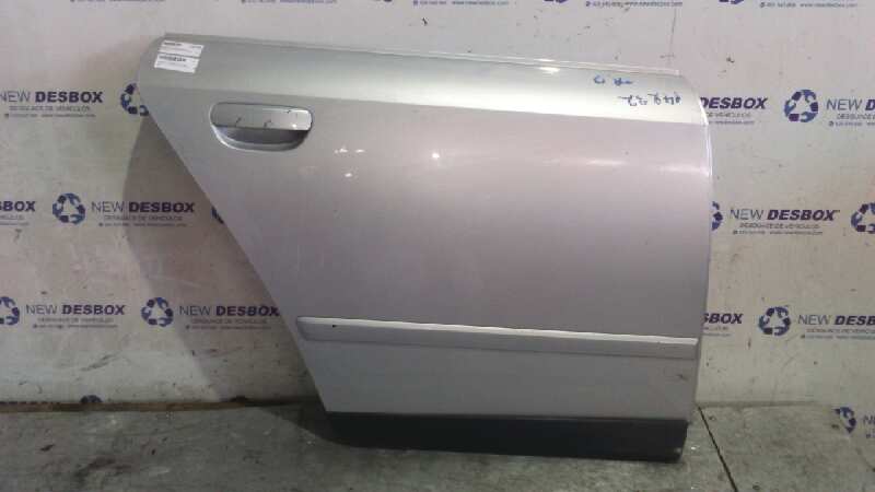 PUERTA TRASERA DERECHA AUDI A4 BERLINA (8E)