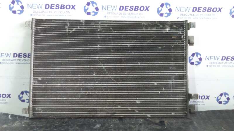 CONDENSADOR / RADIADOR  AIRE ACONDICIONADO RENAULT MEGANE II - vista 3