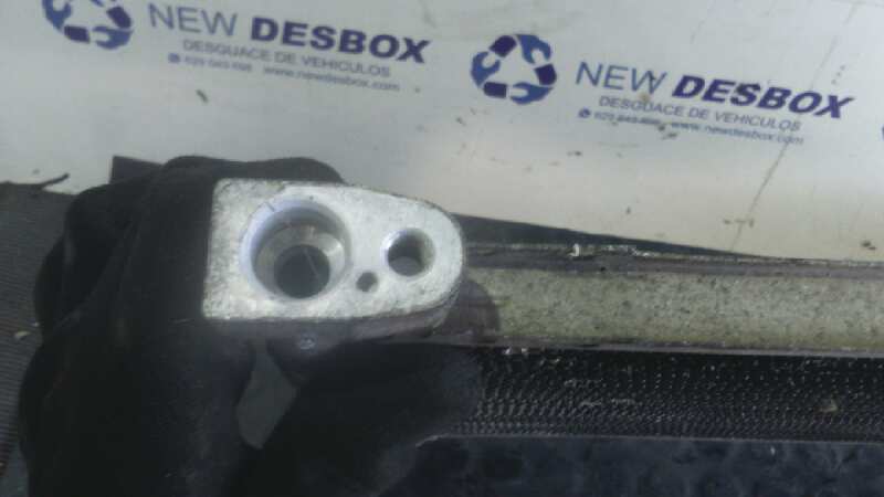 CONDENSADOR / RADIADOR  AIRE ACONDICIONADO NISSAN MICRA (K11) - vista 2