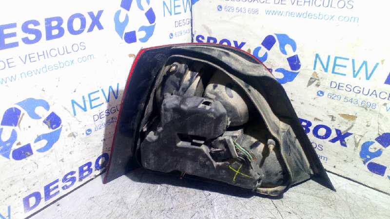 PILOTO TRASERO DERECHO MG ROVER MG TF - vista 2