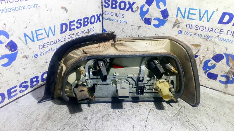 PILOTO TRASERO IZQUIERDO BMW SERIE 3 COUPE (E36) - vista 2