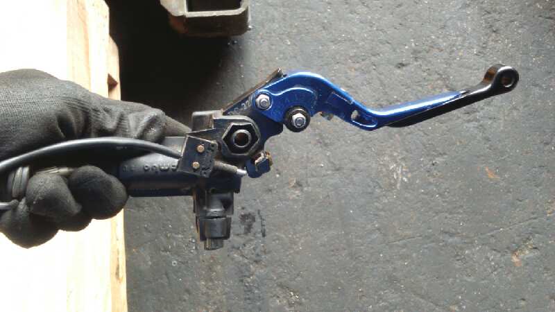 NO IDENTIFICADO DUCATI MONSTER 796