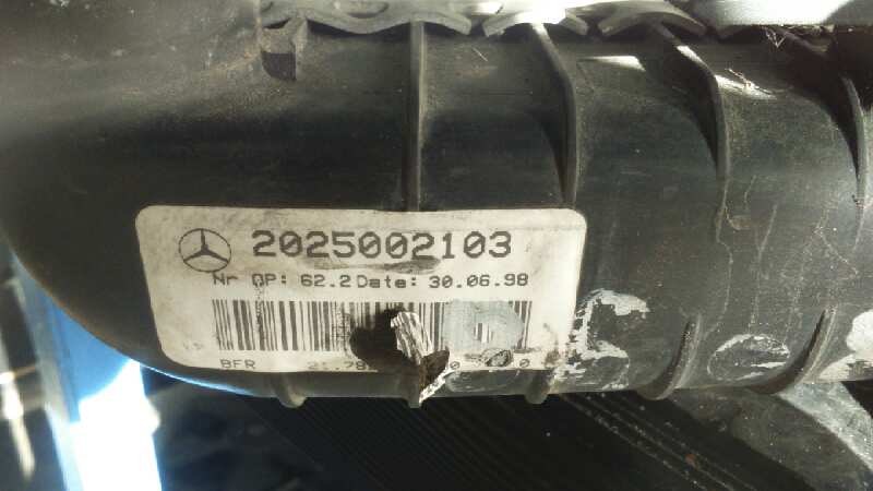 RADIADOR AGUA MERCEDES CLASE C (W202) - vista 2
