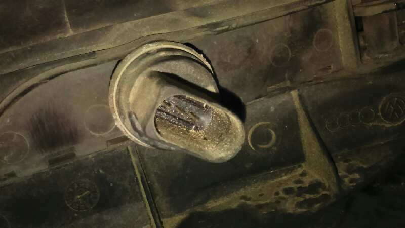 CONDENSADOR / RADIADOR  AIRE ACONDICIONADO AUDI A4 BERLINA (8E) - vista 3