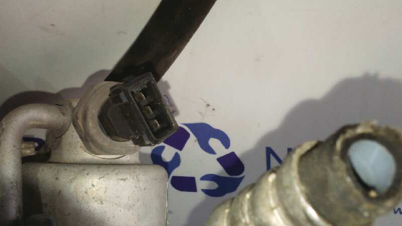 CONDENSADOR / RADIADOR  AIRE ACONDICIONADO MERCEDES-BENZ CLASE A (W168) - vista 2