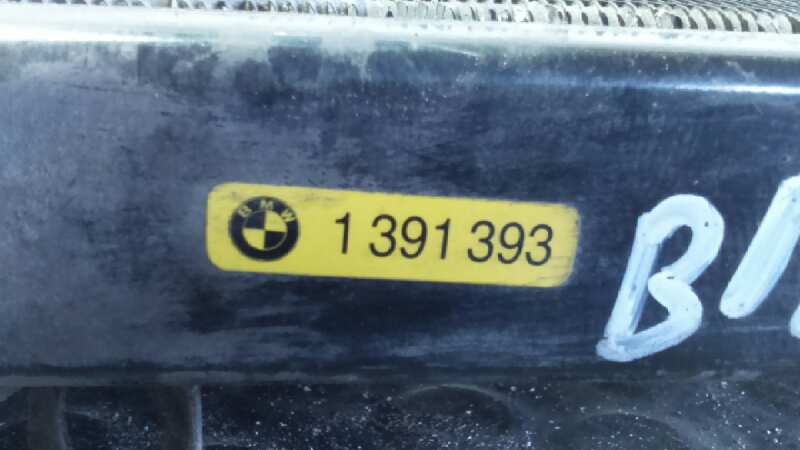 CONDENSADOR / RADIADOR  AIRE ACONDICIONADO BMW SERIE 5 BERLINA (E34) - vista 2