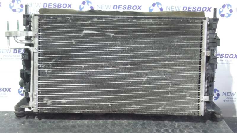 CONDENSADOR / RADIADOR  AIRE ACONDICIONADO FORD FOCUS BERLINA (CAP)