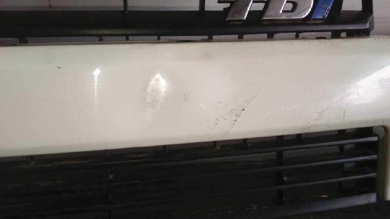 REJILLA DELANTERA VOLKSWAGEN T4 TRANSPORTER/FURGONETA (MOD. 1991) - vista 2