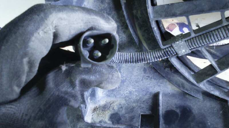 ELECTROVENTILADOR BMW SERIE 3 BERLINA (E36) - vista 2