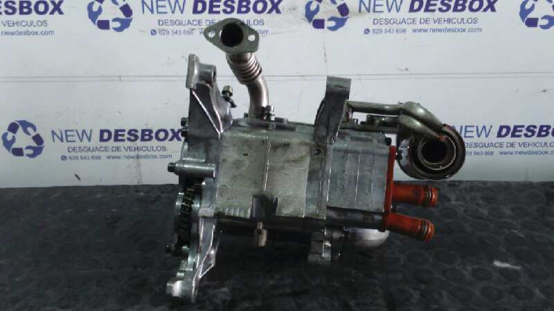 BOMBA ACEITE VOLKSWAGEN TOUAREG (7LA) - vista 2