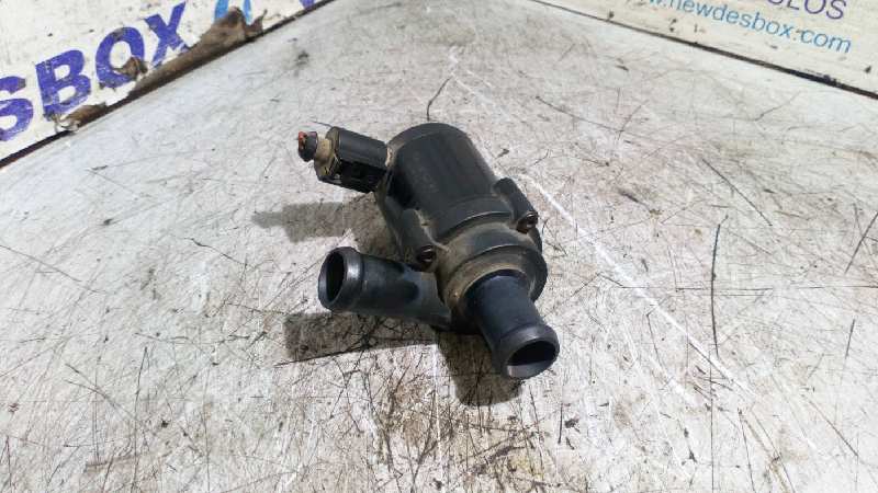 BOMBA AGUA VOLKSWAGEN TOUAREG (7LA) - vista 2