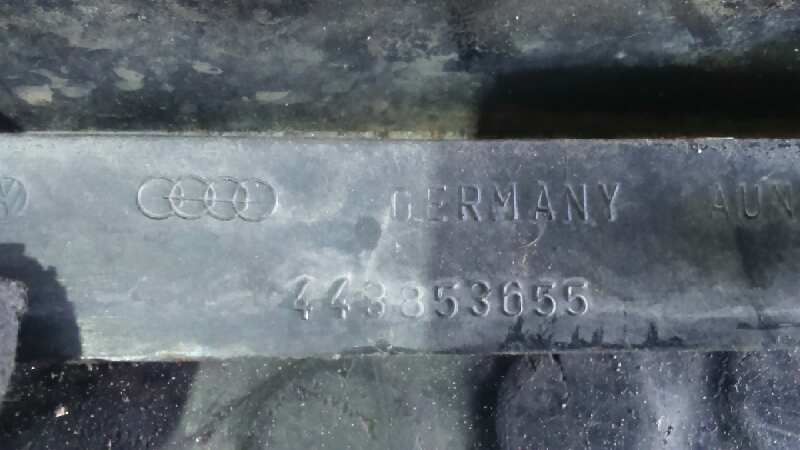 REJILLA DELANTERA AUDI 100 BERLINA (443) - vista 2