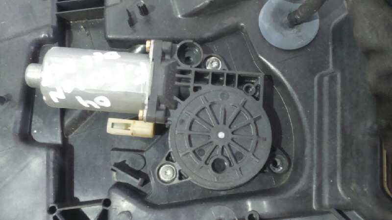 MOTOR ELEVALUNAS DELANTERO DERECHO FORD FUSION (CBK)