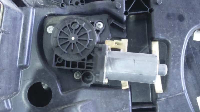 MOTOR ELEVALUNAS DELANTERO DERECHO FORD FIESTA (CBK)