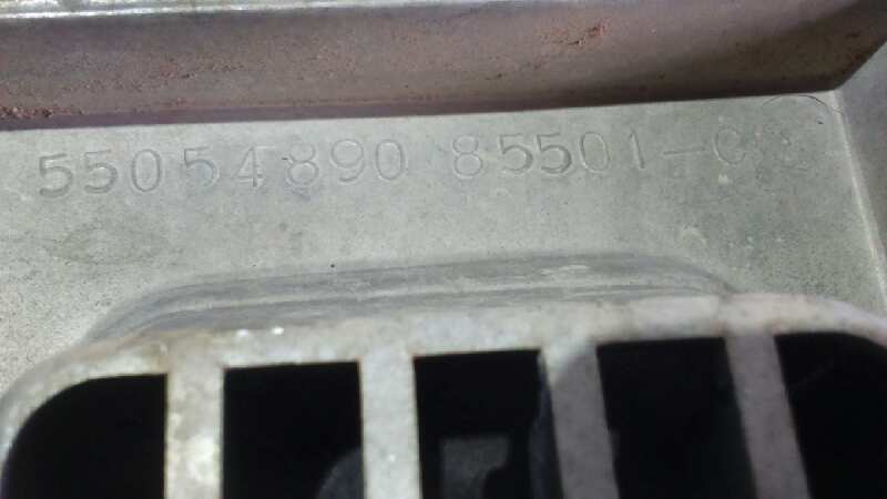 REJILLA DELANTERA CHRYSLER JEEP GR.CHEROKEE (ZJ) - vista 2