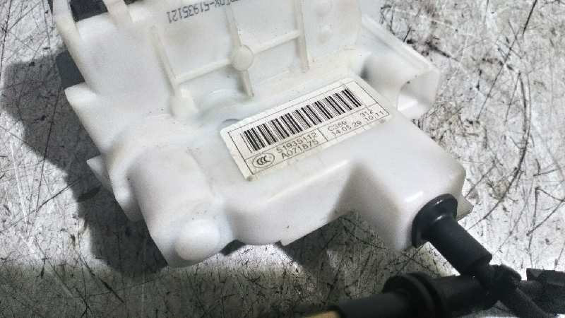 CERRADURA PUERTA DELANTERA DERECHA FIAT 500 CABRIO (150) - vista 3