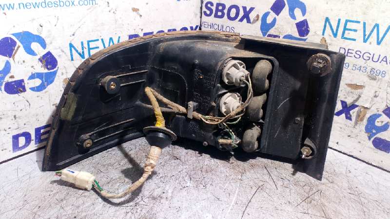 PILOTO TRASERO DERECHO LEXUS LS400 (UCF20) - vista 2