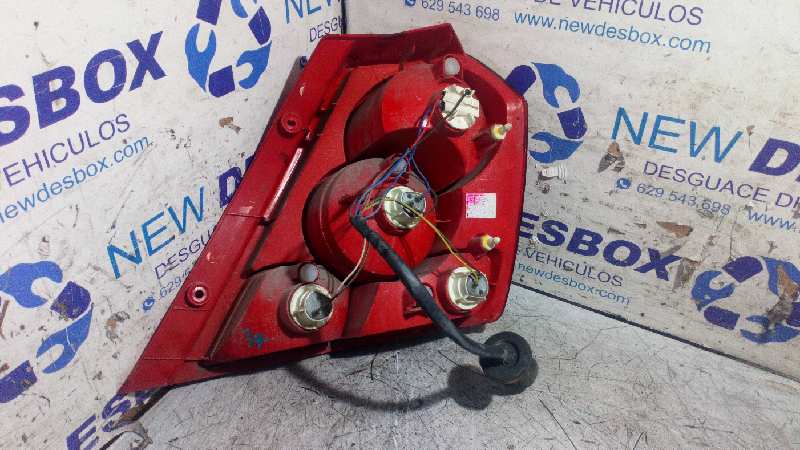 PILOTO TRASERO IZQUIERDO CHEVROLET KALOS - vista 2