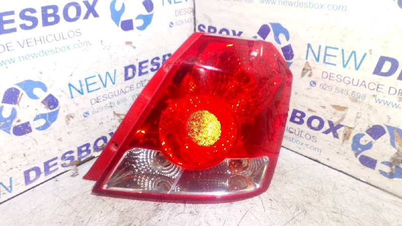PILOTO TRASERO DERECHO CHEVROLET KALOS