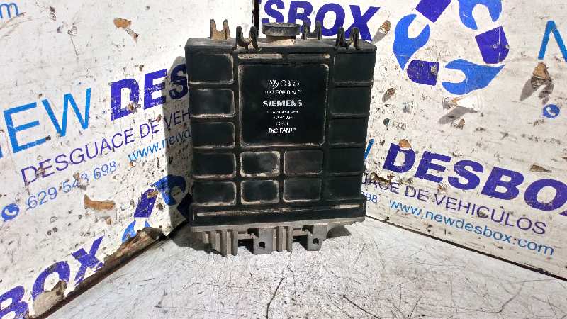 CENTRALITA MOTOR UCE VOLKSWAGEN GOLF III BERLINA (1H1) - vista 2