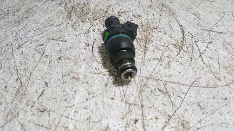 INYECTOR BMW SERIE 3 BERLINA (E36) - vista 3
