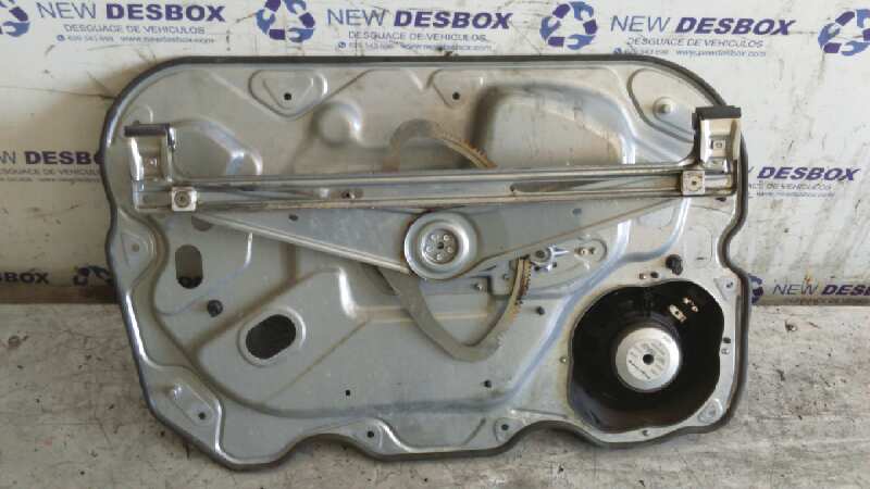 ELEVALUNAS DELANTERO DERECHO FORD FOCUS BERLINA (CAP) - vista 2