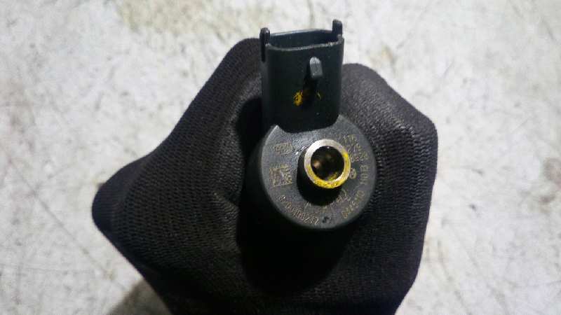 INYECTOR RENAULT LAGUNA II (BG0) - vista 2