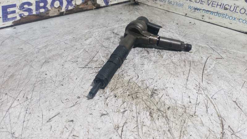 INYECTOR OPEL ASTRA H - vista 3