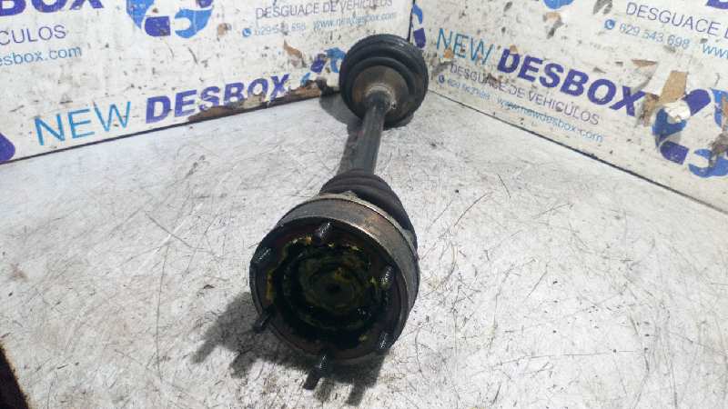 TRANSMISION DELANTERA IZQUIERDA VOLKSWAGEN PASSAT BERLINA (3A2) - vista 2