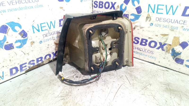 PILOTO TRASERO IZQUIERDO KIA CARENS - vista 2