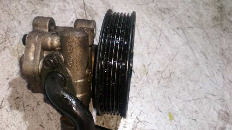 BOMBA DIRECCION KIA CARENS - vista 5