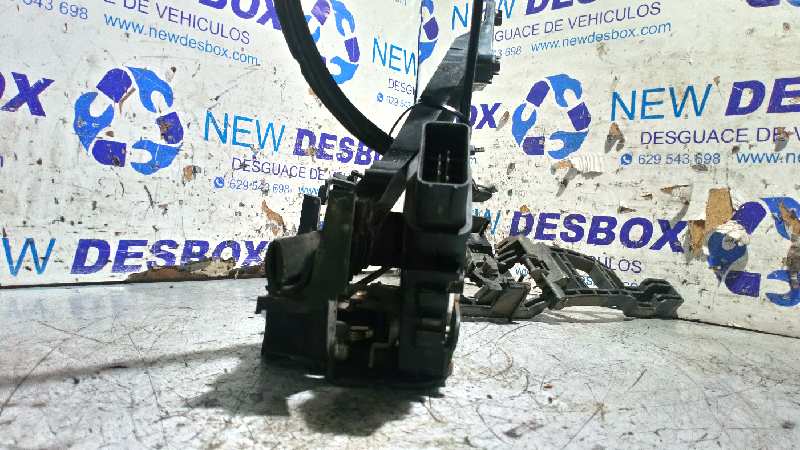 CERRADURA PUERTA DELANTERA DERECHA FORD FOCUS BERLINA (CAP) - vista 2