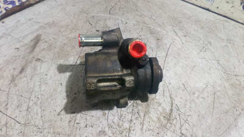 BOMBA DIRECCION VOLKSWAGEN POLO BERLINA (6N1) - vista 2