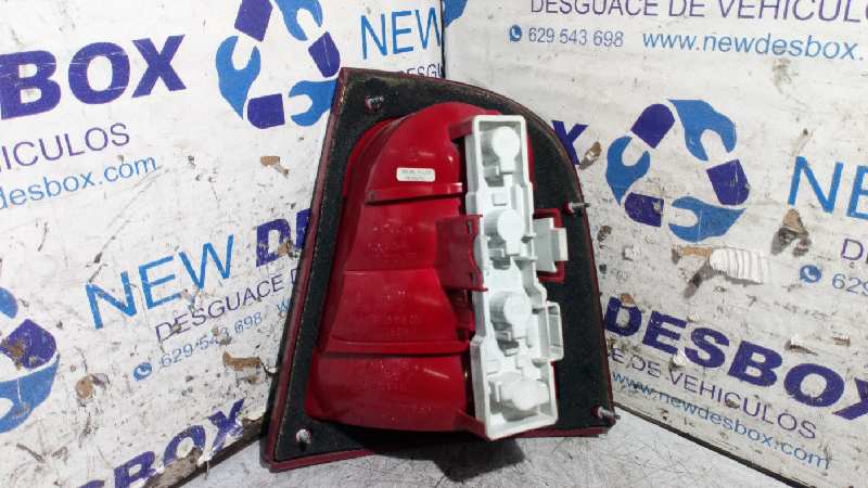 PILOTO TRASERO IZQUIERDO SKODA OCTAVIA BERLINA (1U2) - vista 2