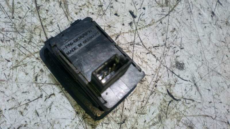 MANDO ELEVALUNAS TRASERO IZQUIERDO BMW SERIE 1 BERLINA (E81/E87) - vista 4